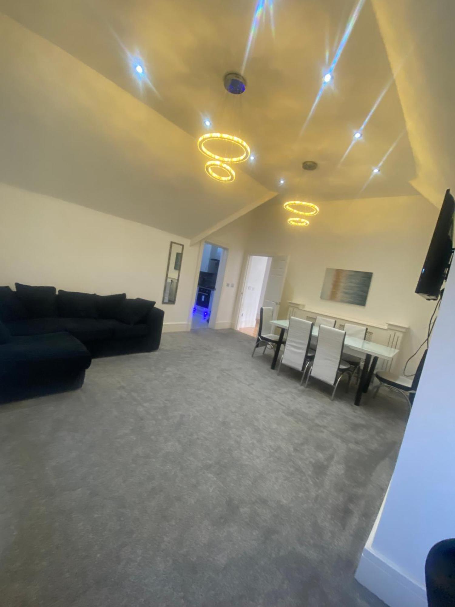 Апартаменты Penthouse Apt8 Вулвергемптон Экстерьер фото
